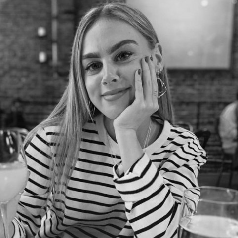 Portrait of Rhiannon Dodds
